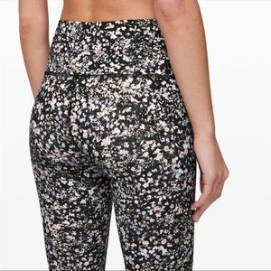 Lululemon NWT Wunder Under Pant Floral Spritz Alpine Multi Color